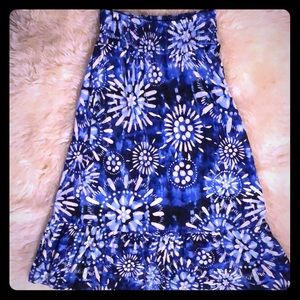 💙Super cute versatile long skirt or tube dress.💙